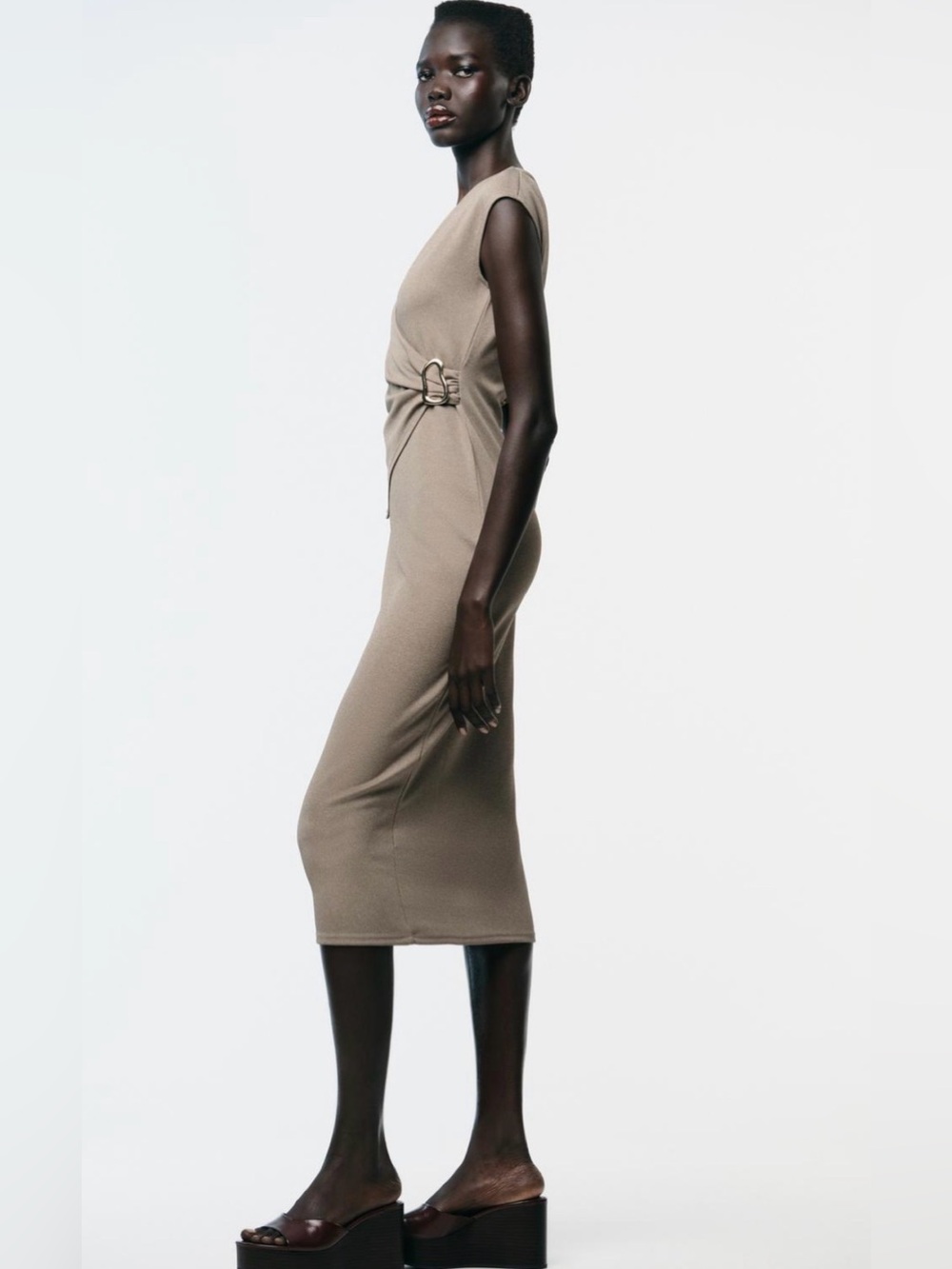 Zara dress - Picture 5 of 5